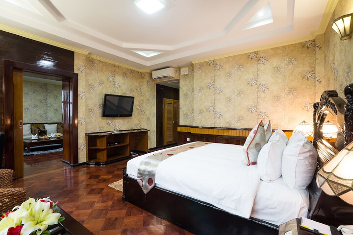 Room 26 of 181