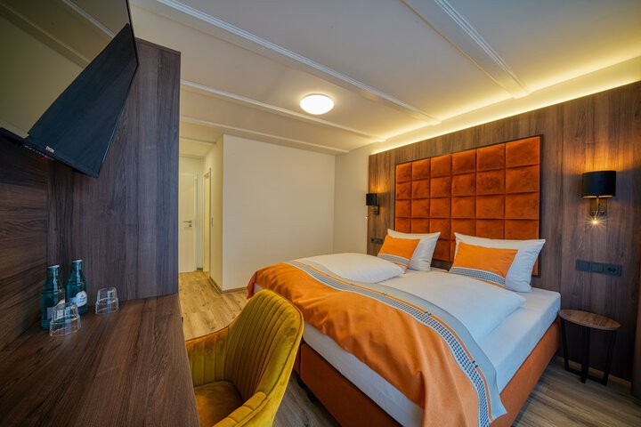 Room 15 of 45