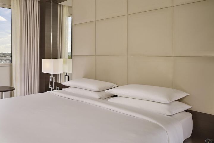 Room 48 of 101
