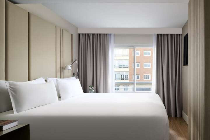 Room 21 of 59