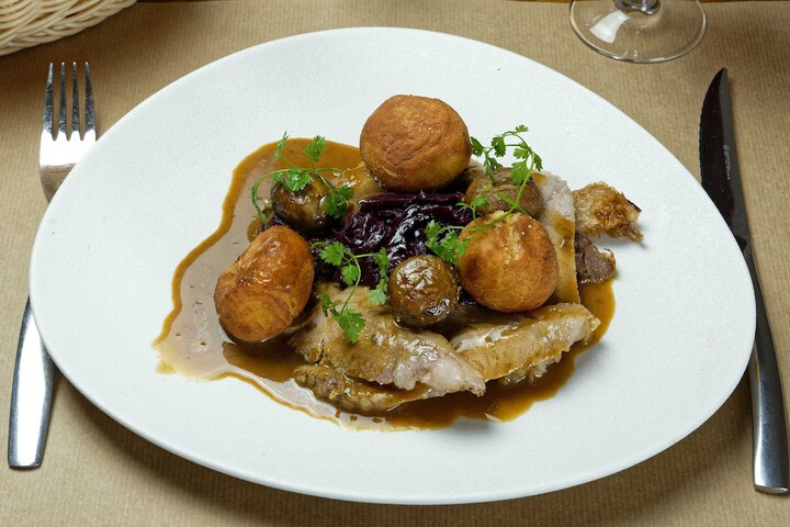 Dining 49 of 60