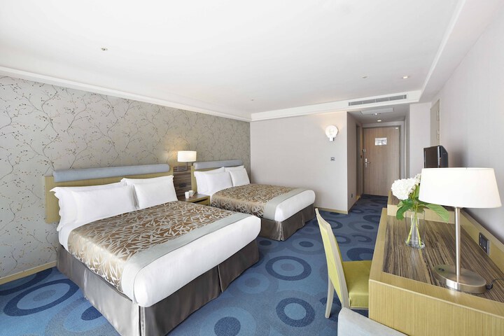 Room 21 of 69