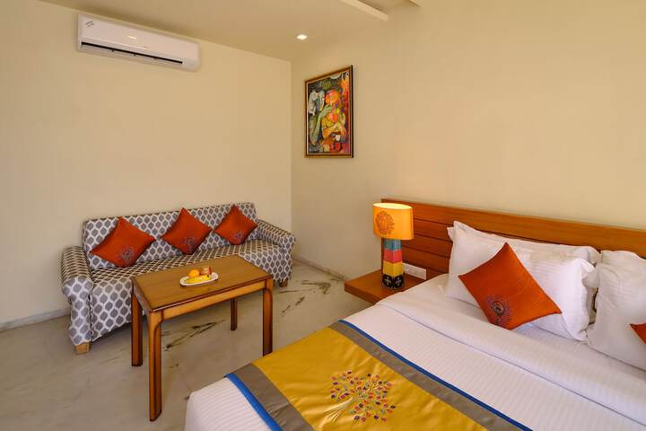 Room 8 of 26