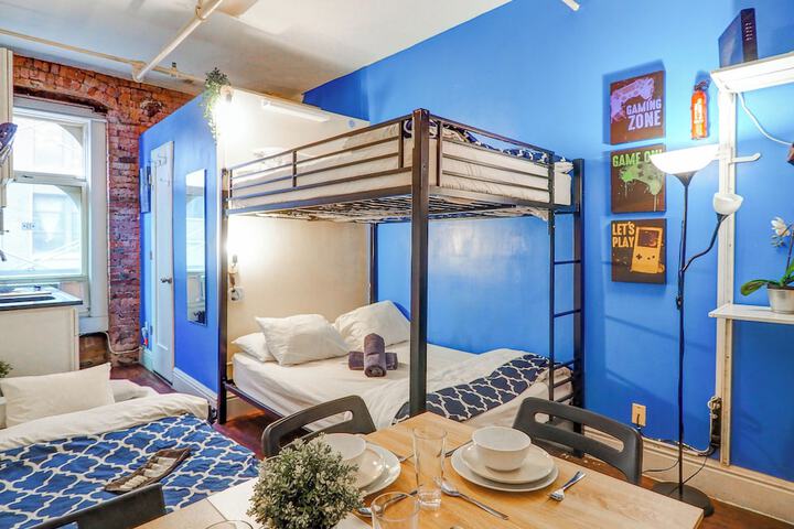 Room 51 of 268