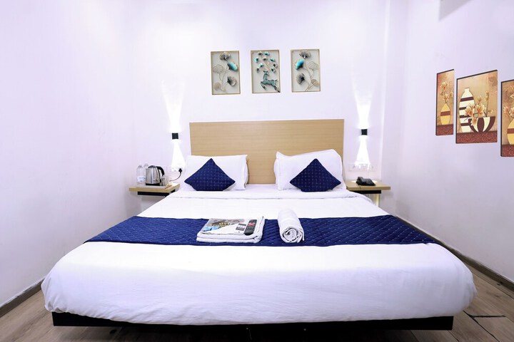 Room 14 of 22
