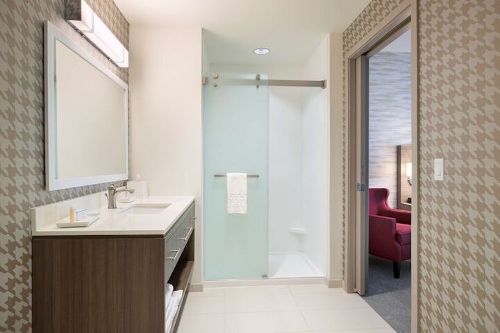 Bathroom shower