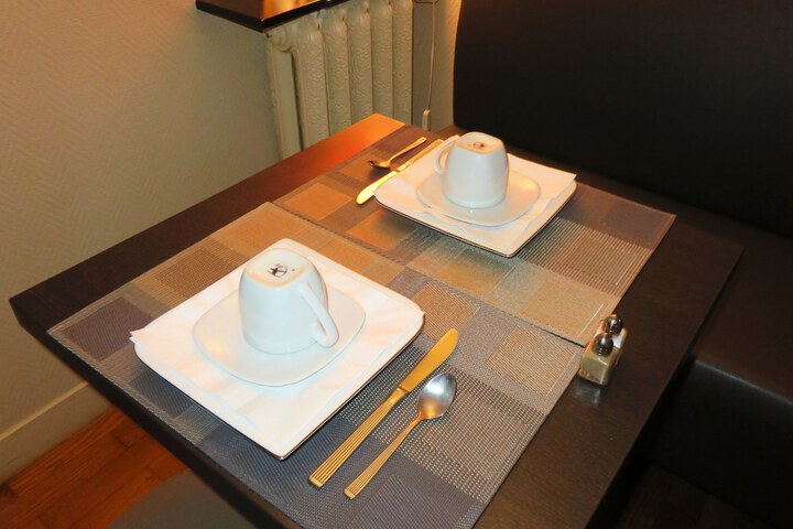 Dining 63 of 81