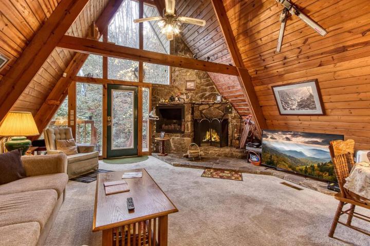 Mountain Springs Chalet- a Romantic Smoky Mountain Escape - Private Original A-Frame Chalet - access to Buckberry Creek Mature Hardwood Forest, very close to Ober Gatlinburg, the Great Smoky Mountains National Park, and Downtown Gatlinburg in the Smokies in Gatlinburg, TN