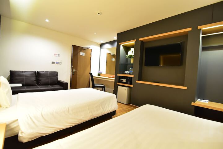 Room 19 of 78