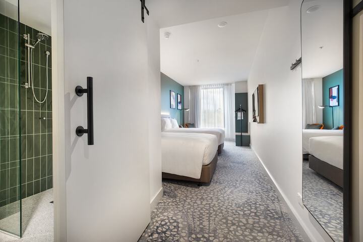 Room 12 of 101