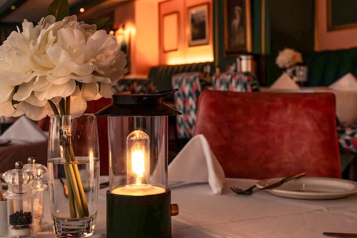 Dining 222 of 370