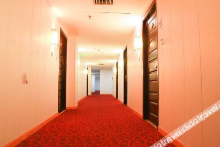 Hotel Interior 6 of 11