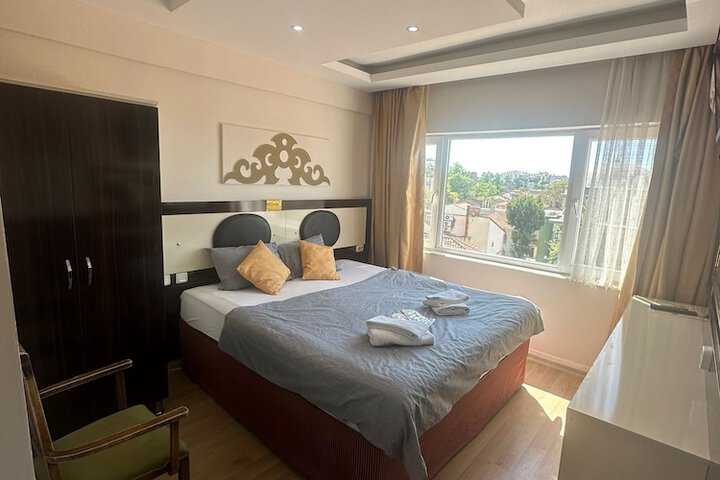 Room 16 of 61