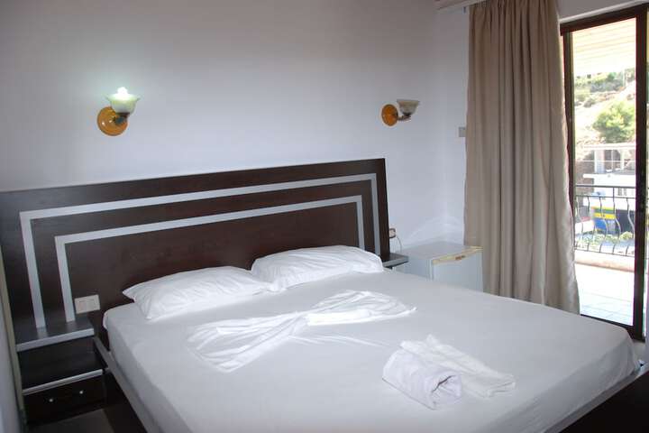 Room 14 of 43