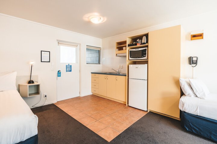 Room 18 of 47