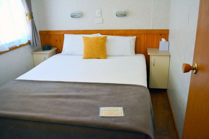 Room 3 of 25