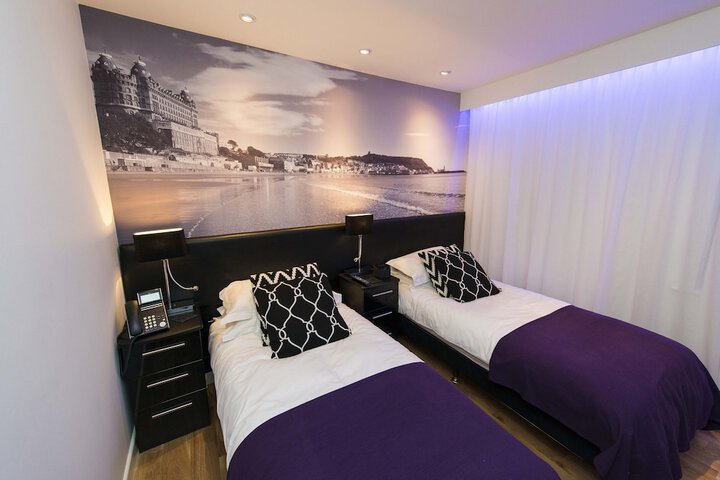 Room 17 of 52