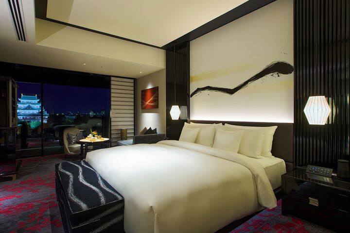 Room 40 of 201
