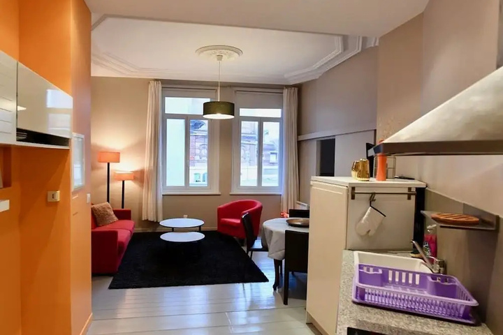 Room 3 of 15