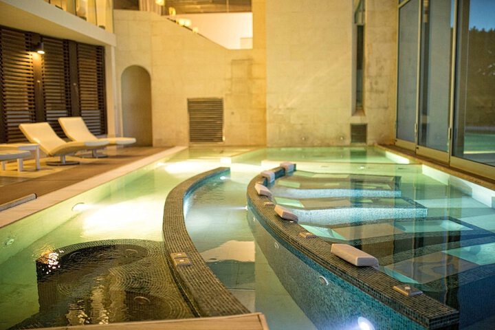 Pool 61 of 94