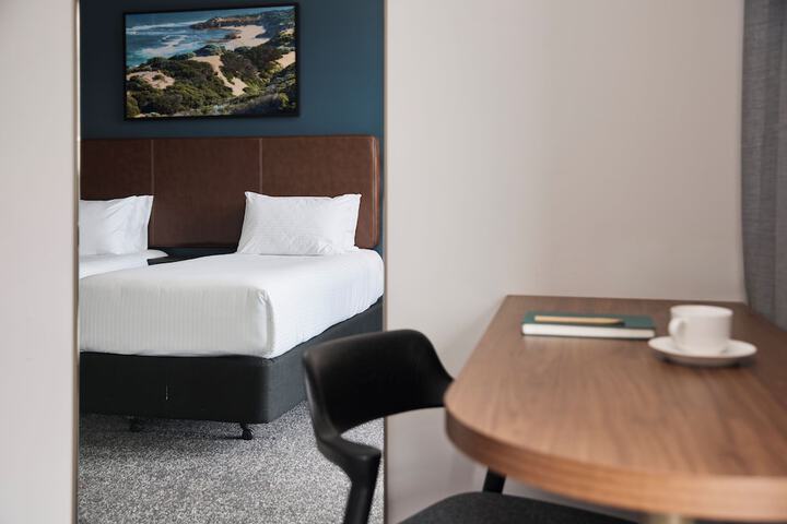 Room 11 of 50