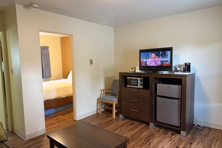 Room 26 of 46