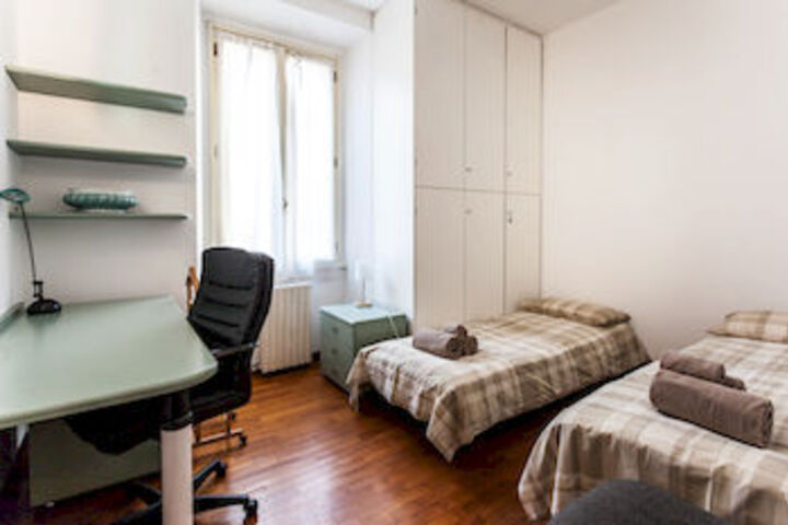 Room 37 of 123
