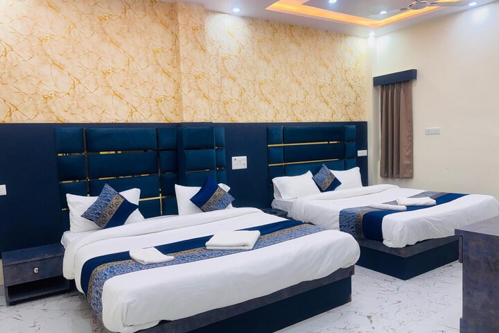 Room 34 of 49