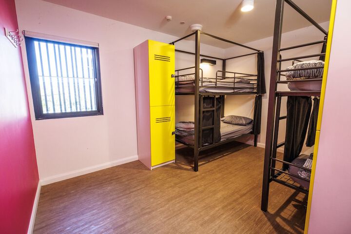 Room 9 of 63