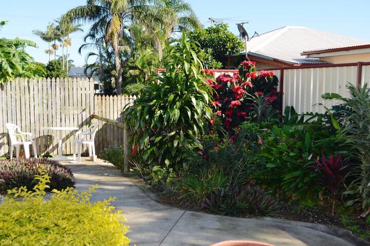 Property Grounds 19 of 30