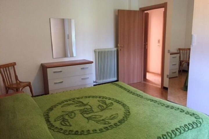 Room 3 of 17
