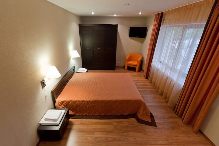 Room 30 of 124