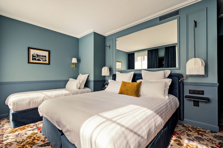 Room 34 of 63