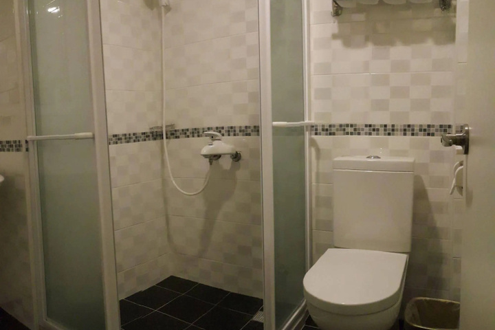 Royal Goods Residence Themed Suites