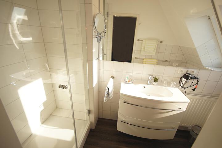 Room 40 of 74