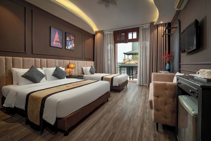 Room 28 of 59