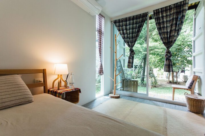 Room 3 of 69