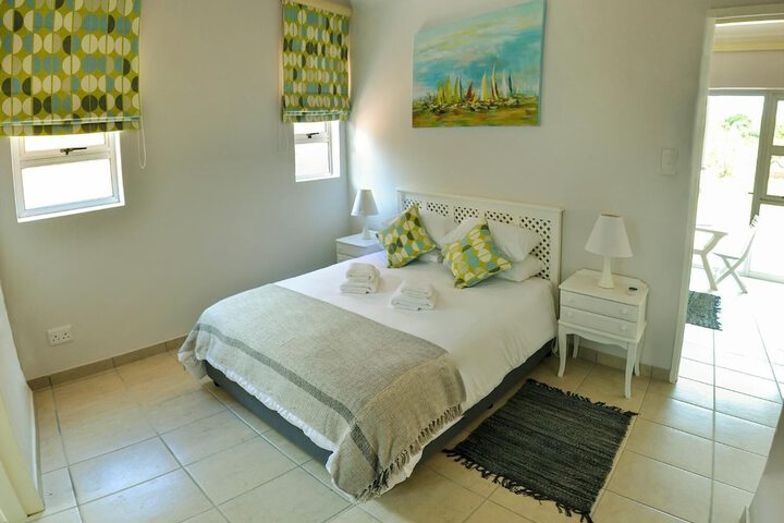 Room 6 of 20
