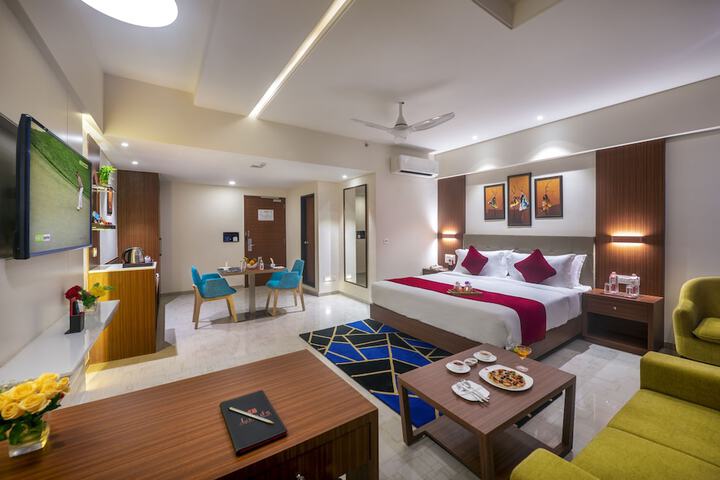 Room 9 of 21