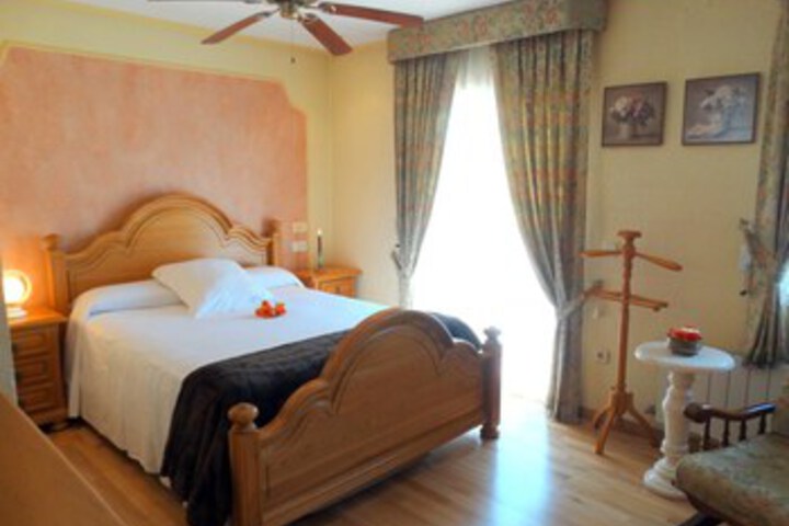 Room 37 of 47