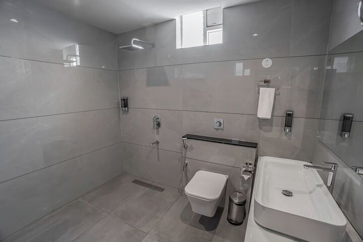 Room 75 of 100