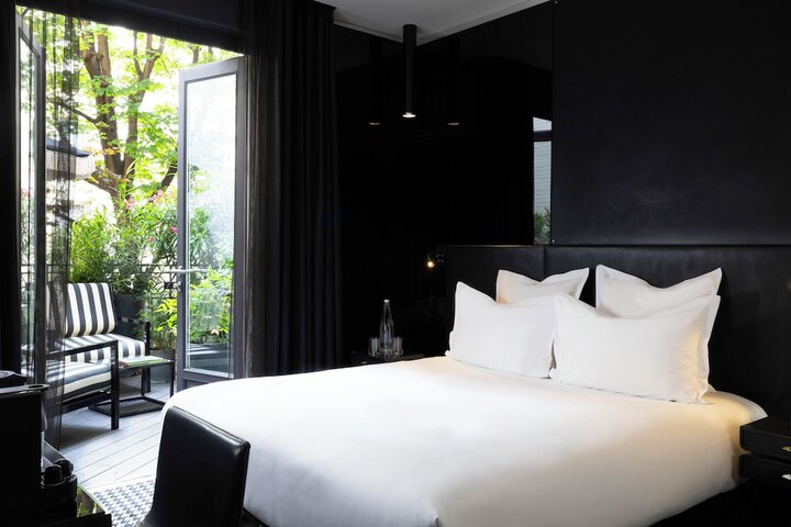 Room 28 of 52