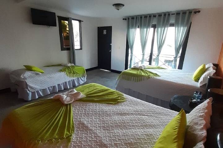 Room 3 of 62