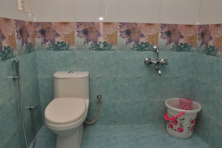 Room 82 of 122