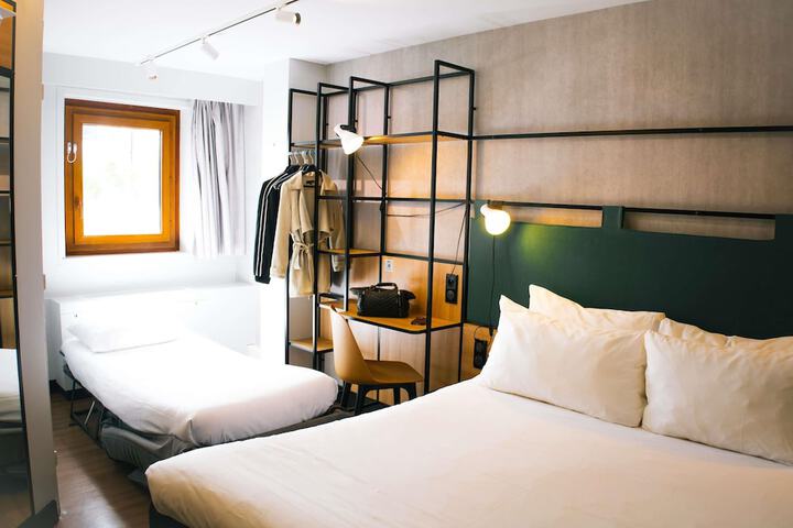 Room 19 of 89