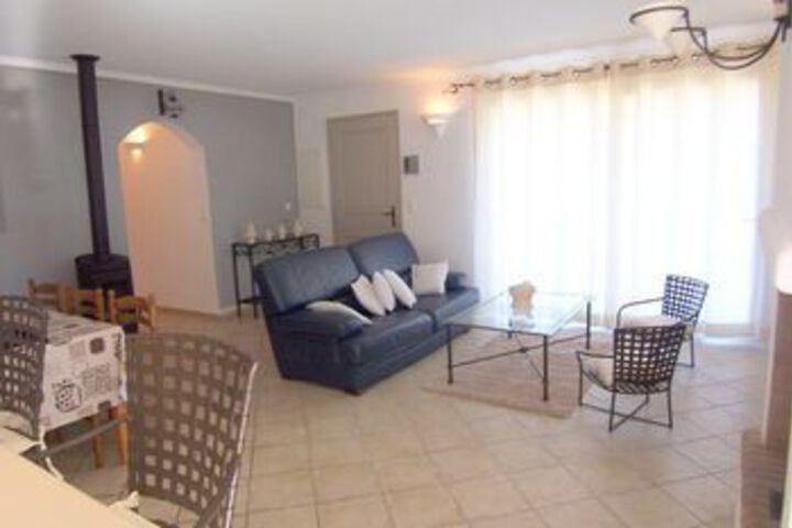Room 14 of 17