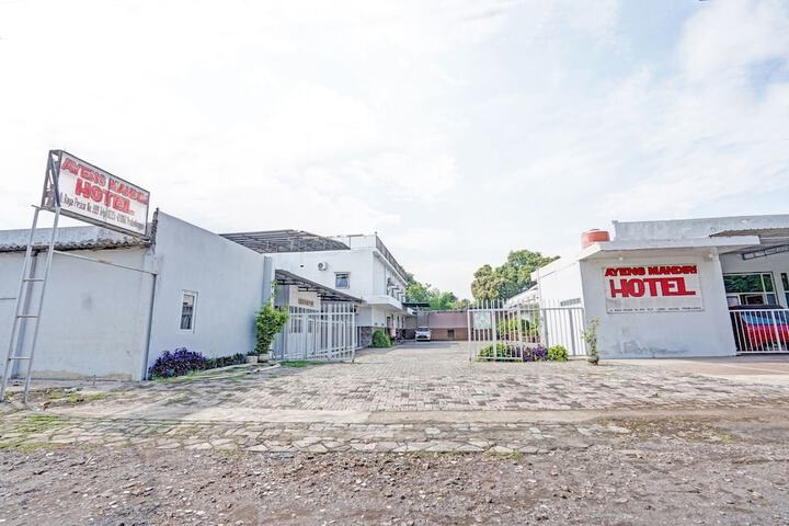 Exterior of Collection O 90783 Probolinggo Homestay