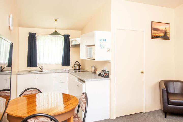 Room 9 of 26