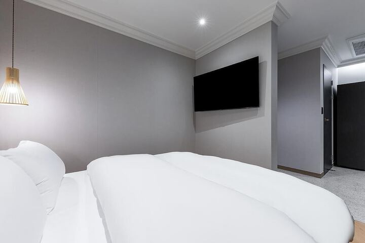 Room 20 of 72