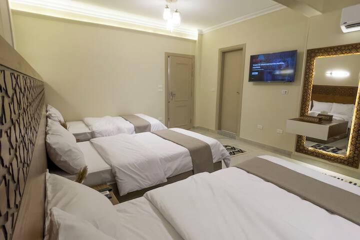 Room 22 of 74